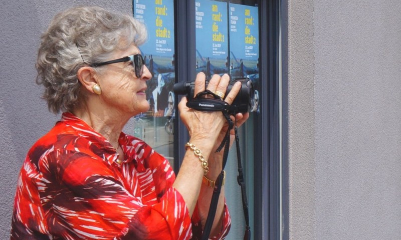 Margret Veit bei am rand : die stadt, 2019 (Foto: ÖFM © Andrea Pollach)