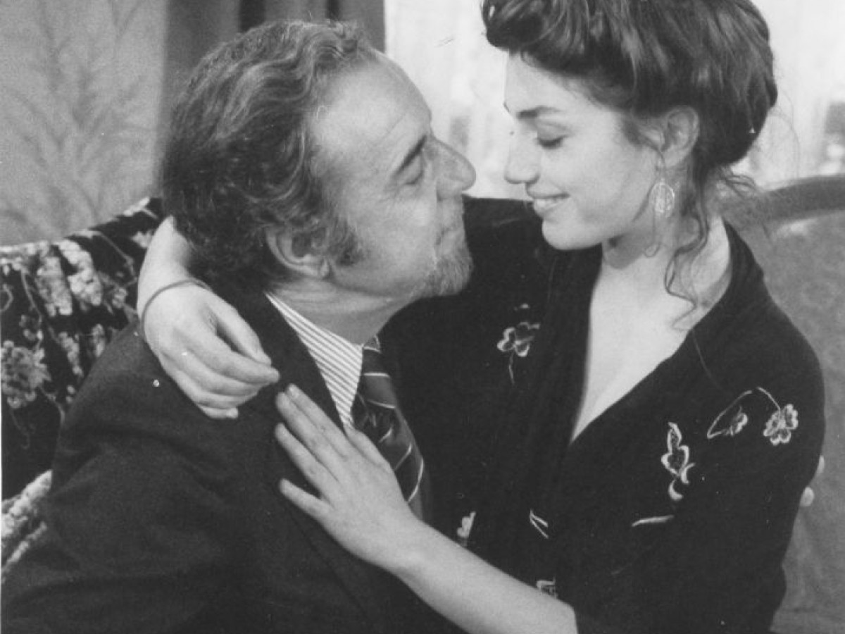 Cet obscur objet du désir
(Dieses obskure Objekt der Begierde), 1977, Luis Buñuel Cet obscur objet du désir (Dieses obskure Objekt der Begierde),
1977, Luis Buñuel