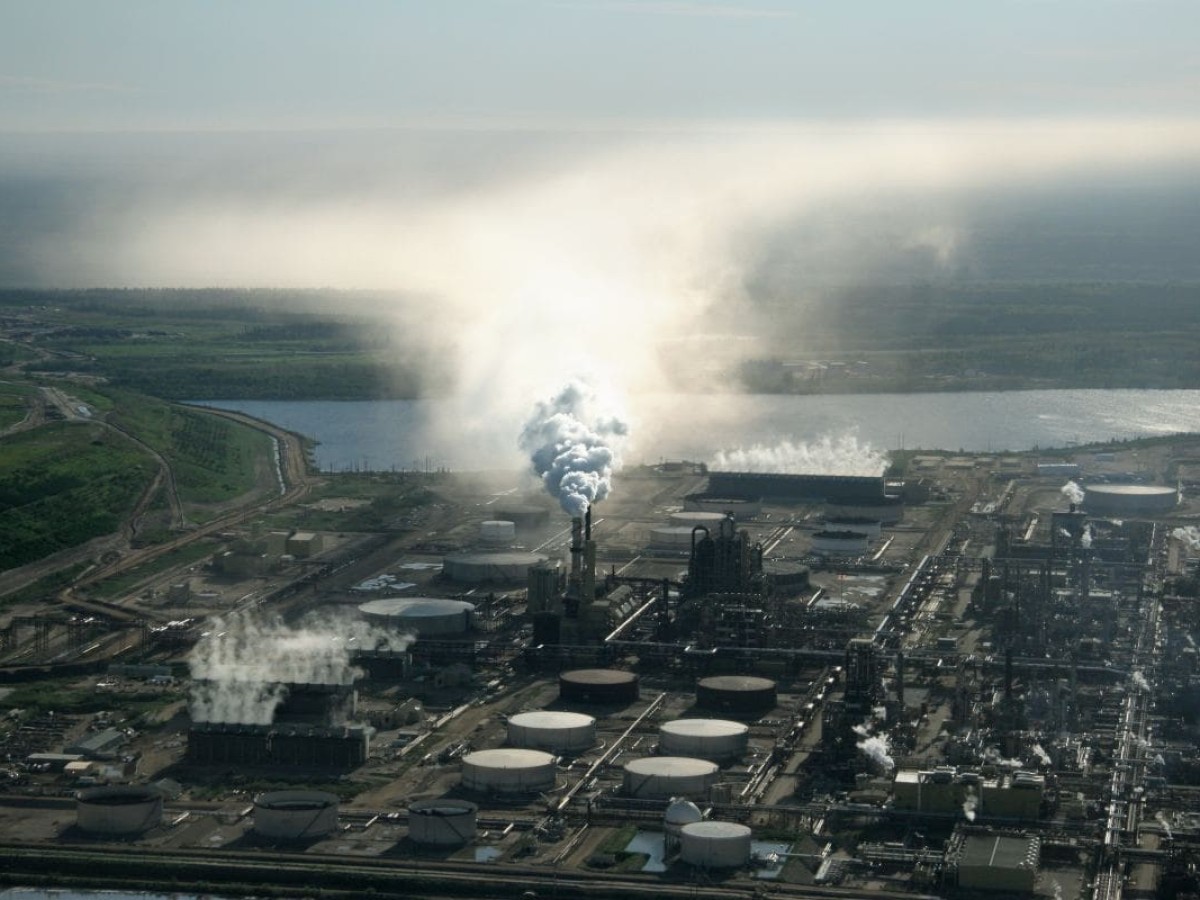 Petropolis: Aerial Perspectives on the Alberta Tar Sands, 2009, Peter Mettler