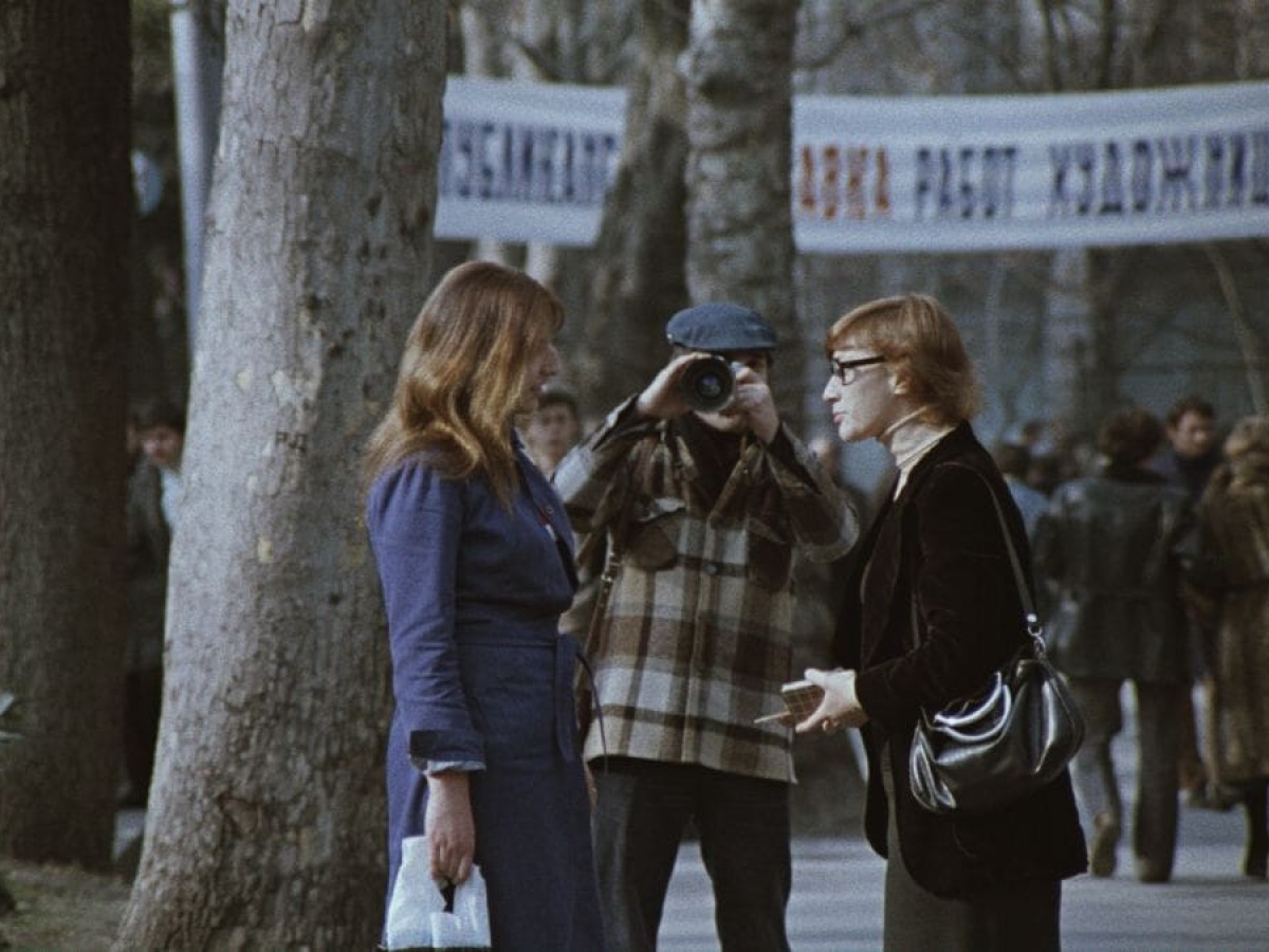 Ramdenime interviu pirad sakitkhebze (Some Interviews on Personal Matters), 1978, Lana Gogoberidze (Foto: Arsenal Berlin)