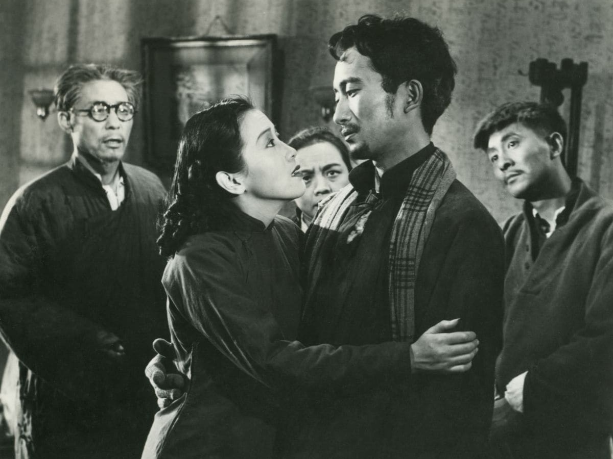 Wuya yu maque (Crows and Sparrows), 1949, Zheng Junli (Foto: China Film Archive) Wuya yu maque (Crows and Sparrows), 1949, Zheng Junli (Foto: China Film Archive)