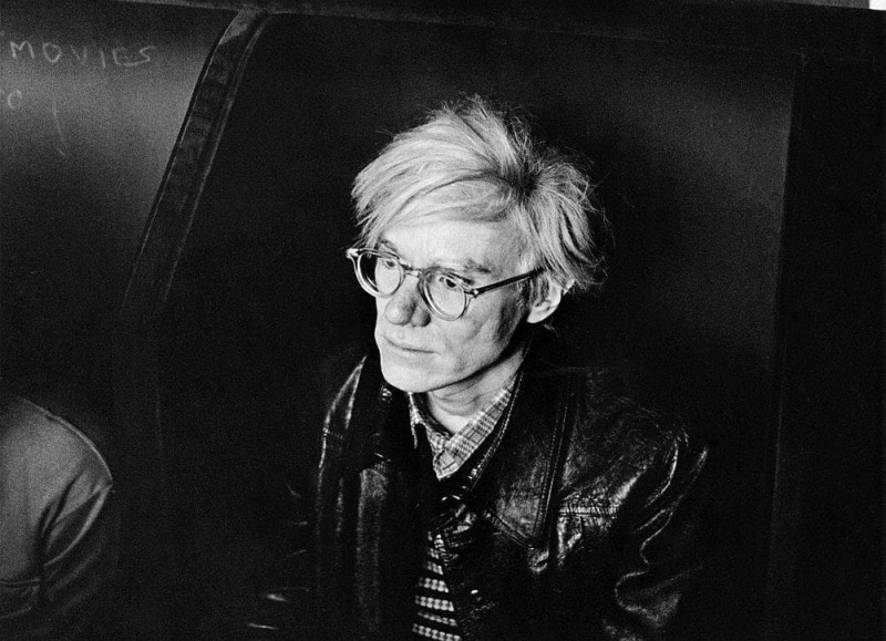 Andy Warhol, 1970 im Invisible Cinema, New York (Foto: Anthology Film Archives, Stills Collection)