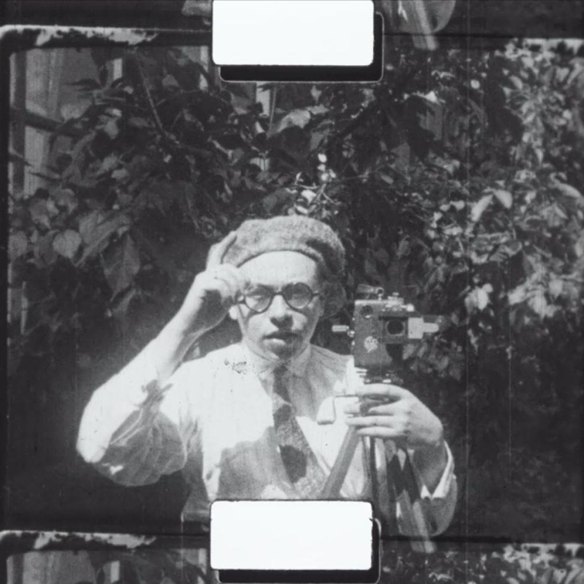 Mimikry, 1929, Friedrich Kuplent, 9,5mm (Kadervergrößerung/Sammlung Österreichisches Filmmuseum)