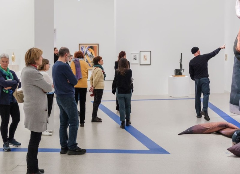 Führung im mumok, Dezember 2025 (Foto: ÖFM © Eszter Kondor/courtesy mumok) Führung im mumok, Dezember 2025 (Foto: ÖFM © Eszter Kondor/courtesy mumok)