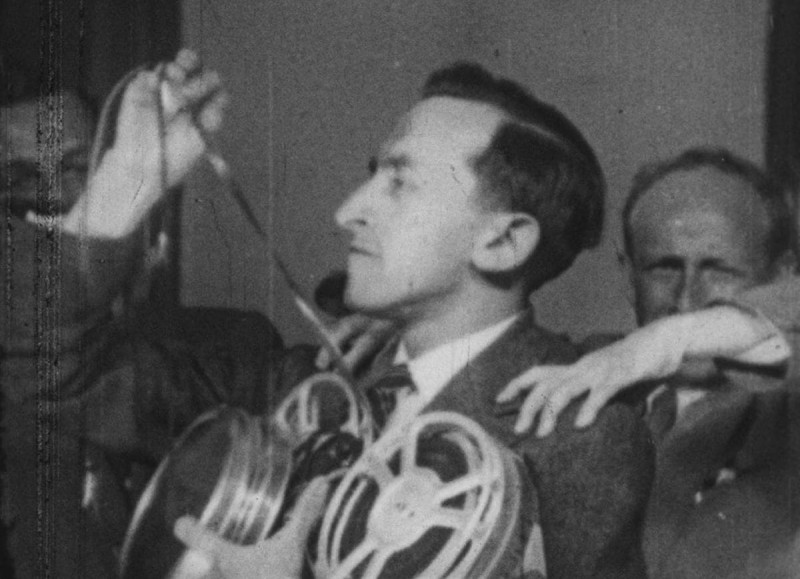 10 Jahre IRC, 1924-1934, 1934, Josip Sliskovic, 9,5mm (Kadervergrößerung/Österreichisches Filmmuseum) 10 Jahre IRC, 1924-1934, 1934, Josip Sliskovic, 9,5mm (Kadervergrößerung/Österreichisches Filmmuseum)
