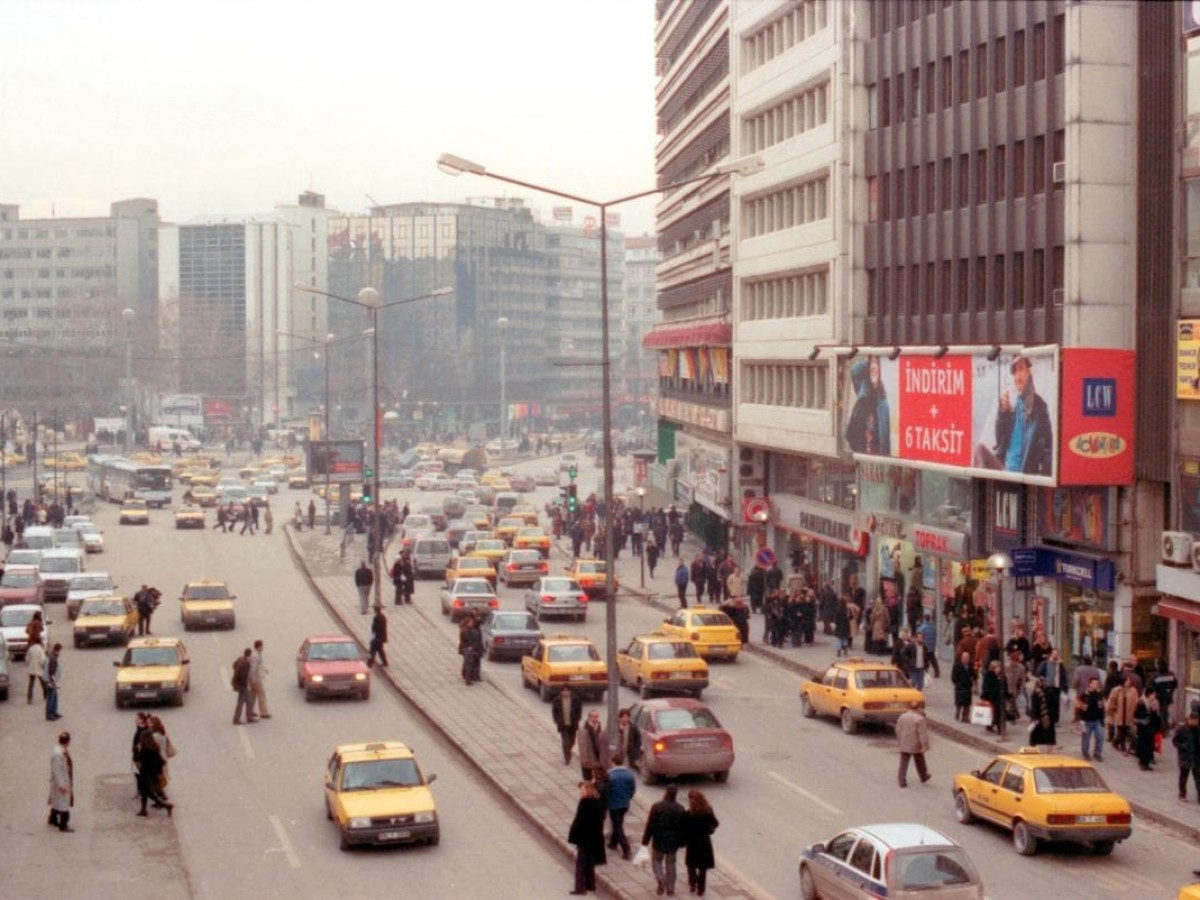 Aus der Ferne, 2005, Thomas Arslan (Foto: Arsenal – Institut für Film und Videokunst e.V.) Aus der Ferne, 2005, Thomas Arslan (Foto: Arsenal – Institut für Film und Videokunst e.V.)