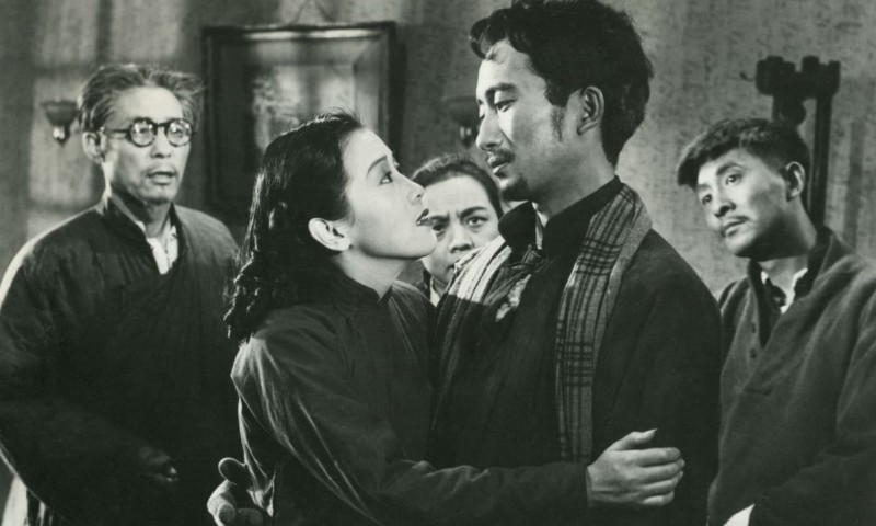 Wuya yu maque (Crows and Sparrows), 1949, Zheng Junli (Foto: China Film Archive) Wuya yu maque (Crows and Sparrows), 1949, Zheng Junli (Foto: China Film Archive)