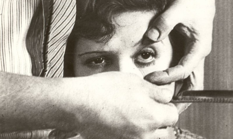 Un chien andalou (Ein andalusischer Hund), 1929, Luis Buñuel, Salvador Dalí Un chien andalou (Ein andalusischer Hund), 1929, Luis Buñuel, Salvador Dalí